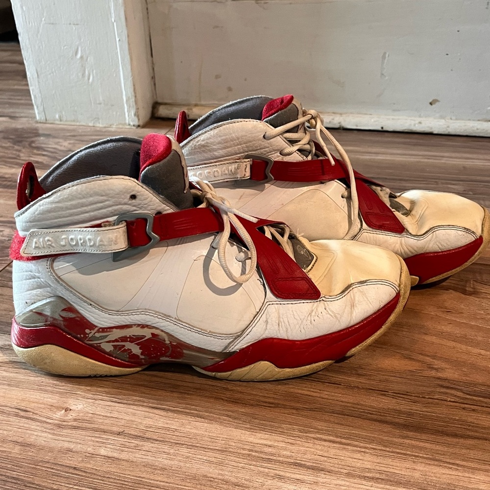 Nike Air Jordan White Red Strap Basketball Shoes Men’s Size 11 Vintage Worn